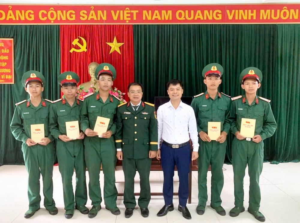 anh tin bai